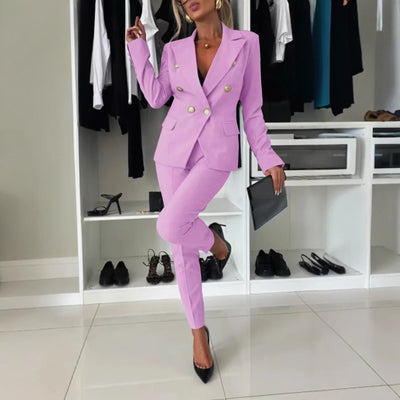 Completo cordinato con giacca e pantaloni elegante