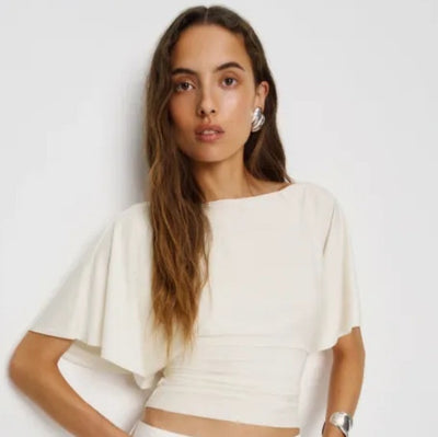 T-shirt con fiocco sulla schiena