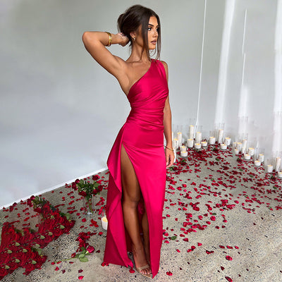 Abito elegante da sera satinato