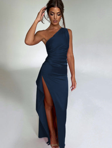 Abito elegante da sera satinato