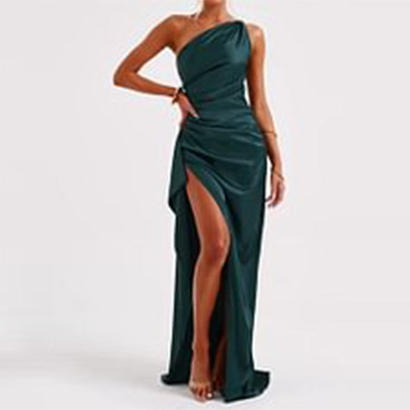 Abito elegante da sera satinato
