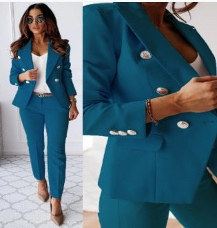Completo cordinato con giacca e pantaloni elegante